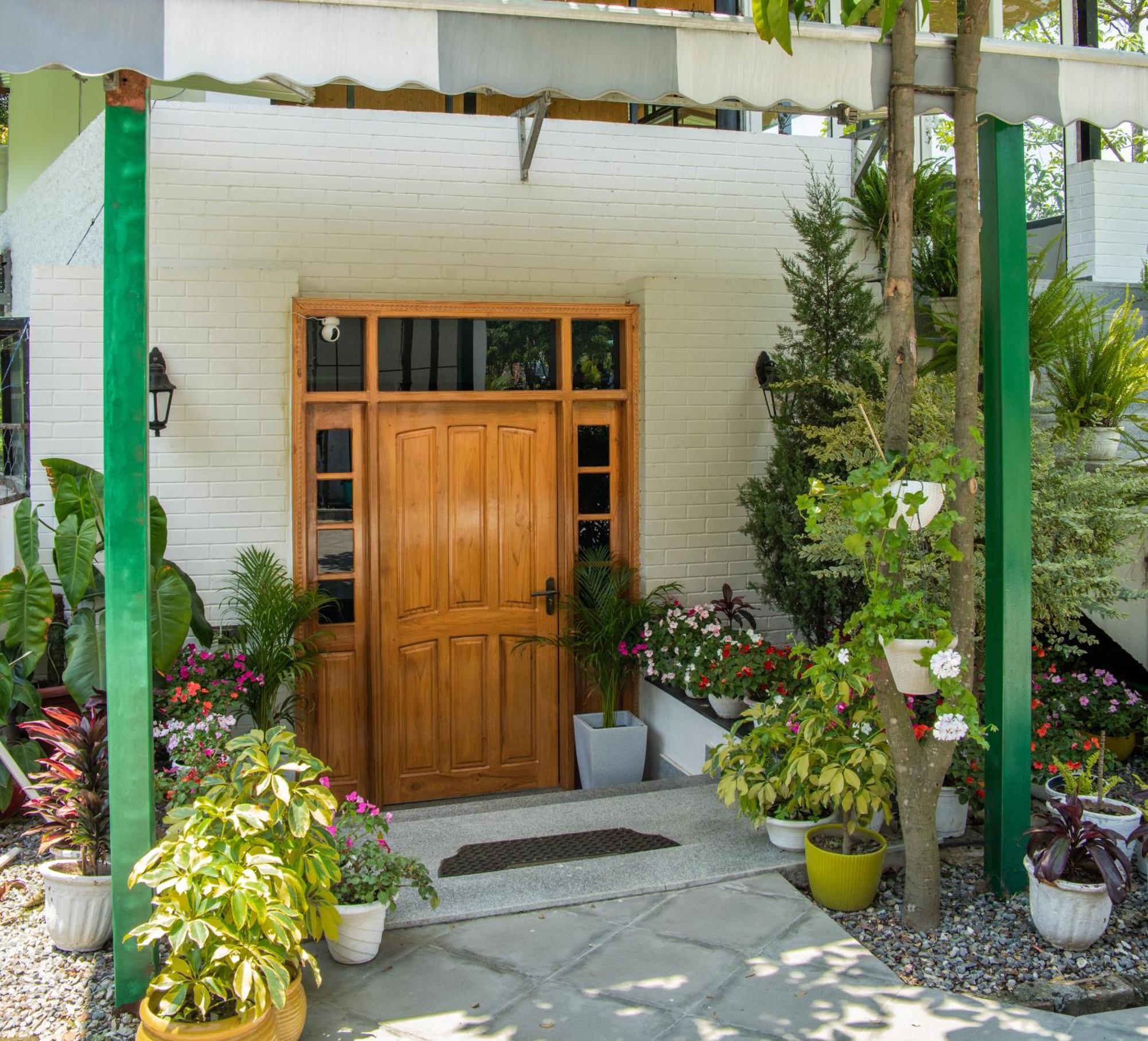 דהראדון Saraiville- Luxury Riverside Cottages מראה חיצוני תמונה
