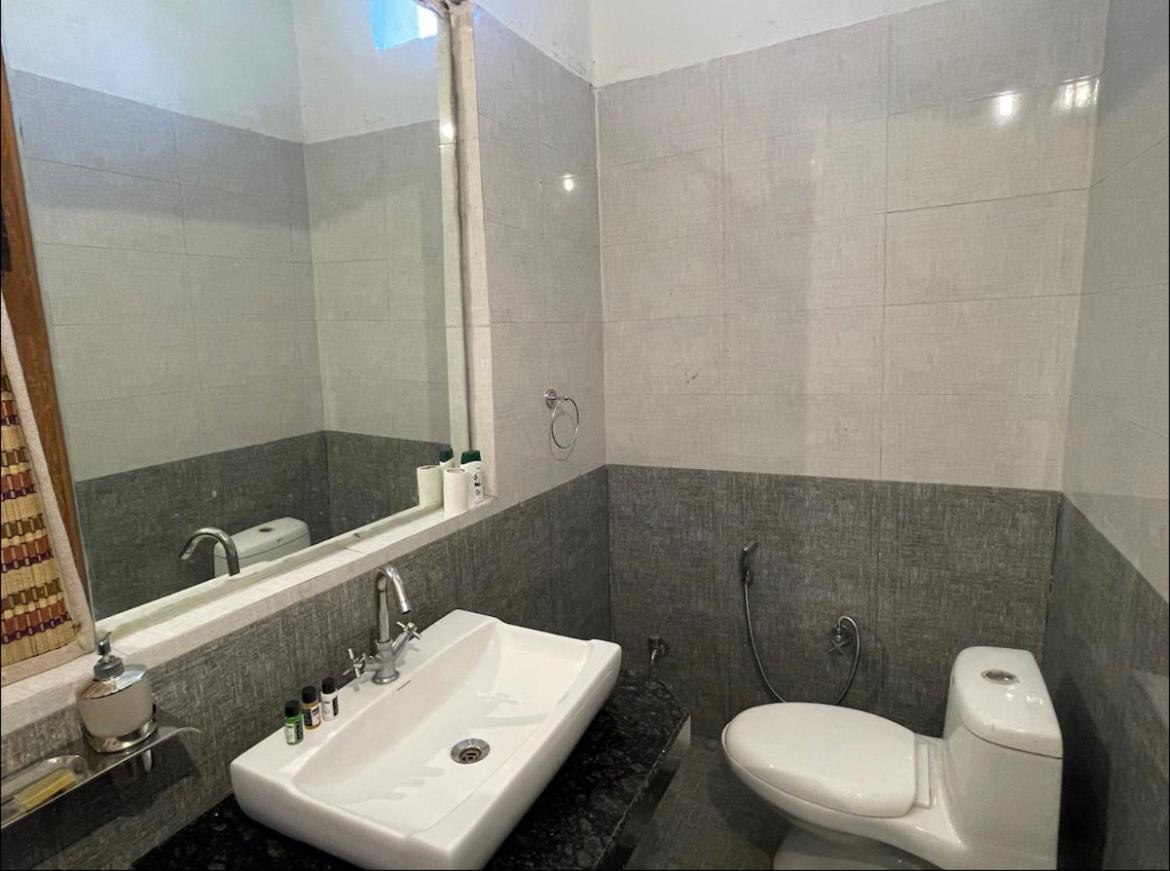 דהראדון Saraiville- Luxury Riverside Cottages מראה חיצוני תמונה